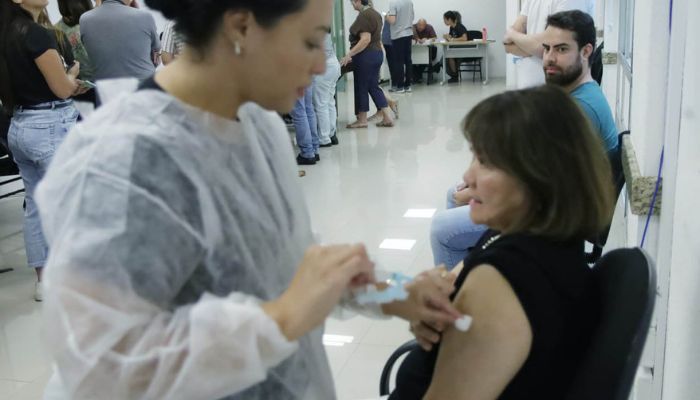 Foto: Alessandro Vieira/SESA-PR Com grande campanha, Paraná tem a 2ª maior cobertura vacinal contra a gripe do País